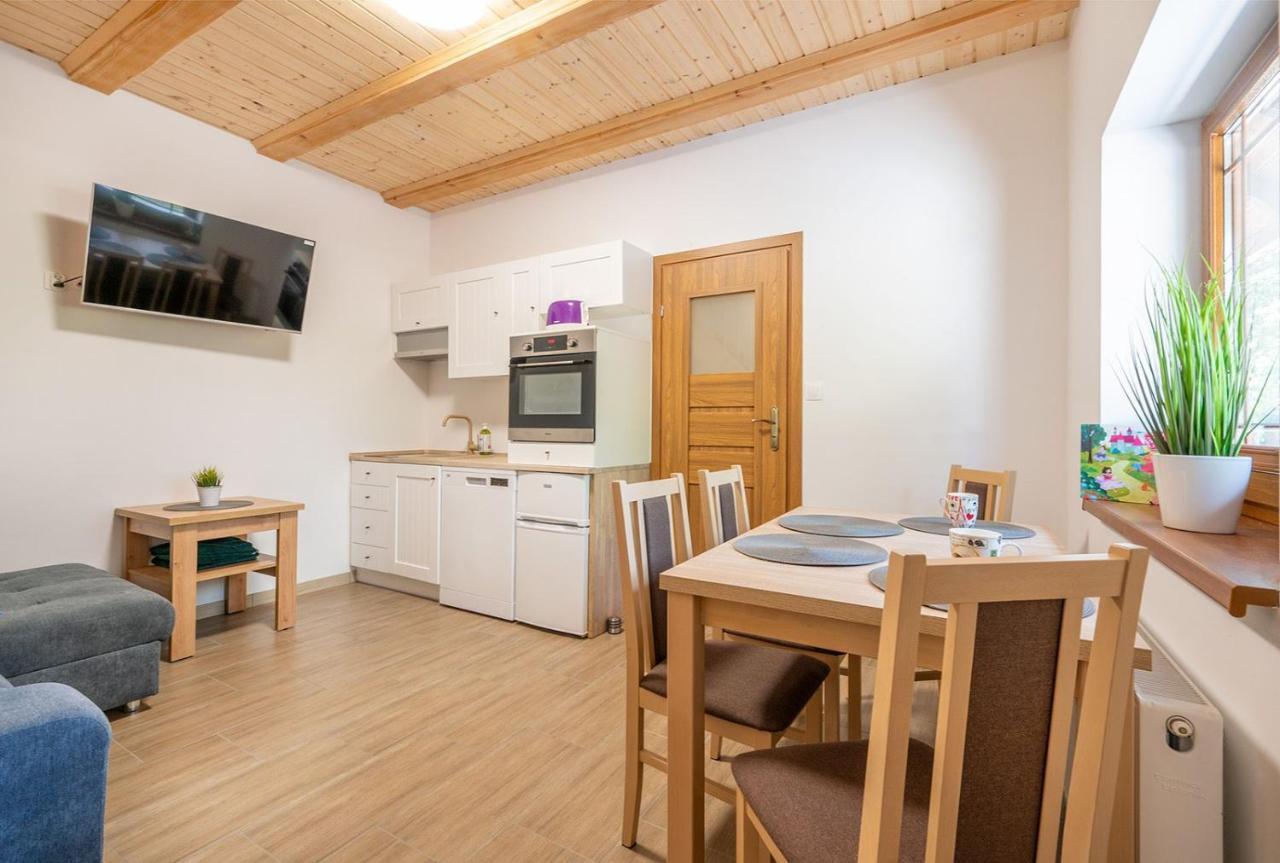 Apartamenty Stodola Jezierzany Exteriör bild